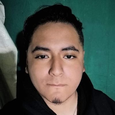 TheDanielr12's profile picture. 
