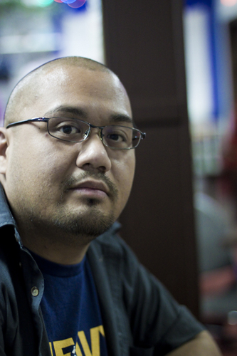 jonagram's profile picture. Biomedical Field Service Engineer / Piano Teacher ... an at-home cook ...a jack of all trades.