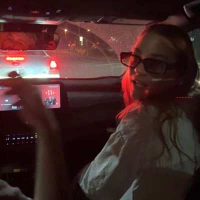 mekalah_'s profile picture. 🫧