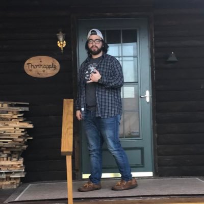 samMmyxx7's profile picture. "Money is not the key to wealth."