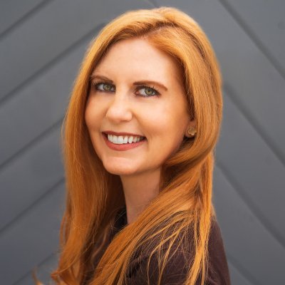 Caroline Alexa McBride = Publicist & Author of the Four Seasons Rom-Com Series (Post Hill Press). Redhead, Scorpio, World Citizen #12s #GoHawks