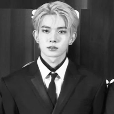 angelixhee's profile picture. 