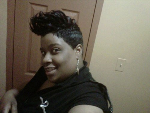 Mz_Fluffi's profile picture. 