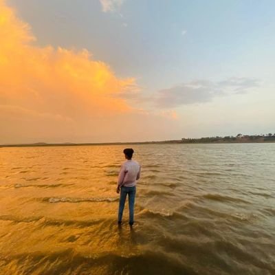 rytvivek's profile picture. Here 
Just For Yu!