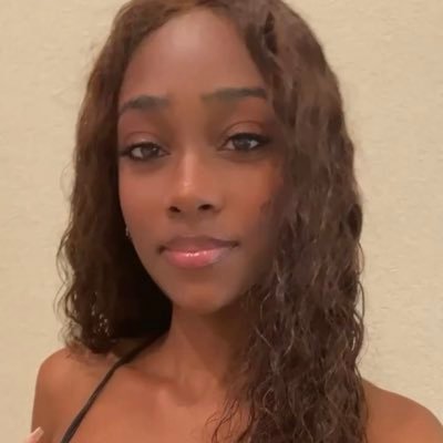 astoldbyd's profile picture. 🇯🇲 | ig:_destinyfaith| John 9:5