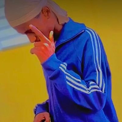 Roodgee0's profile picture. Ti fizik kouraj elefan 🥷🔥👌