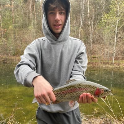 Drewcamp77's profile picture. 