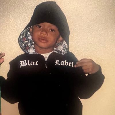 godumbalex_'s profile picture. 