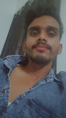 Vikashyada96468's profile picture. ahemdabad engineering ✍️