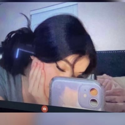 makayliex's profile picture. she / her