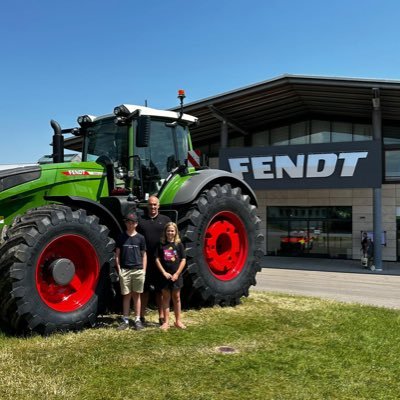 In a previous life, dairy farming in Southland using robots. Before that large herd farming in Taranaki. Enjoying life in Southland with partner and kids.