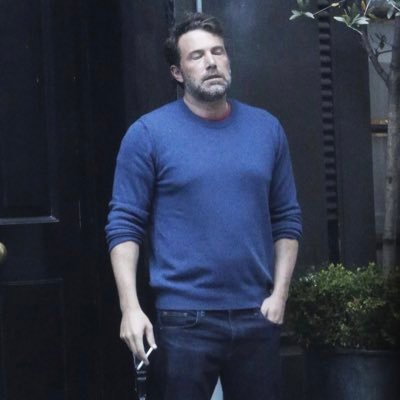 SCourtp32's profile picture. She/Her.