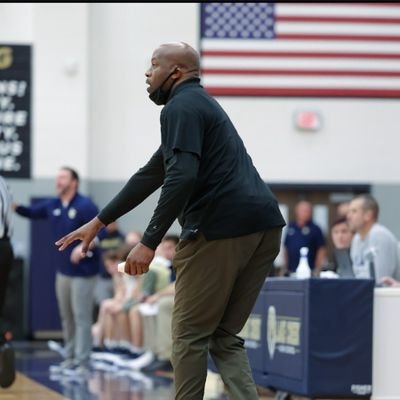 Head Boys Basketball Coach at Dekaney High School
Former Harlem Globetrotter aka Hot Shot Branch
Baylor Sports Hall of Fame Class of 2016