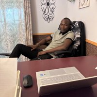 Felix MANIRAREBA (@manifello) 's Twitter Profile