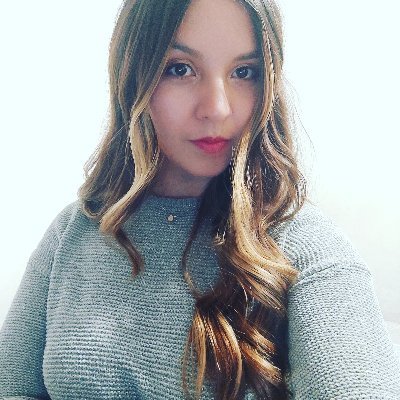 Un gran madre en el mundo, dos preciosuras la acampoñan siempre, nada es imposible con perseverancia, amor y fe se logra llegar hasta donde no imaginas.🩵🌈🤍