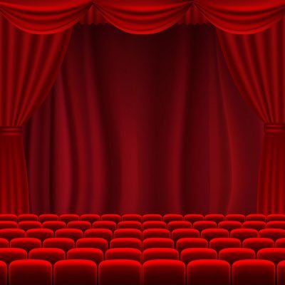 I’m Nancy and I’m a huge super fan of @elaine_paige she is my Role Model and inspiration. I love Musical Theatre and highly respect all who make it happen