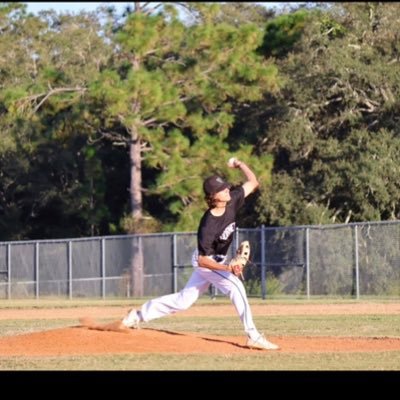 Arle_sieber's profile picture. 6’4 147 L handed pitcher 2024 Grad Uncommitted  top 86 sit 83/82