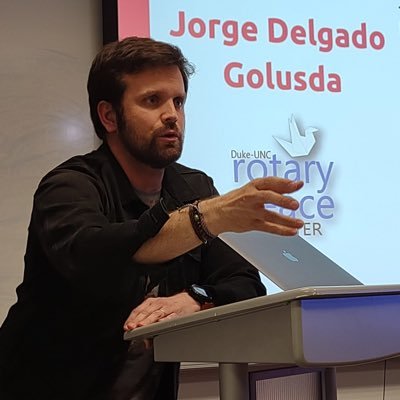 Major at @Ejercito_Chile • @DukeU MIDP ‘24 • @EscMil_Chile ‘07 • @Rotary Peace Fellow • @IrregWarfare Director and Fellow || Views are my own.