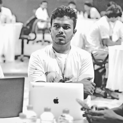 MadhuraOnline's profile picture. Photography enthusiastic 📷 Undergraduate @ University of  Moratuwa 👨‍🎓