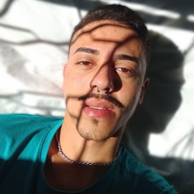 Deixa o teu sol interior brilhar e serás o primeiro a ser iluminado. ✨✨