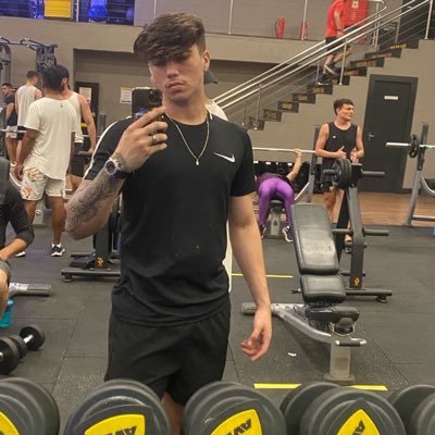 Olisboaxs's profile picture. 