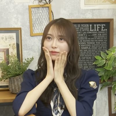 某養成所卒業生。映画や漫画、和製ドラマや海外ドラマ好き。頭の悪い素人が芸能を語ると強めにツッコミます。07年から永遠の愛をインテルミラノに誓ってる人。乃木坂◢|⁴⁶好きと繋がりたい。秋元真夏のおかげで19年から全部追いかけて来た箱推し。真夏と繋がる子は漏れなく推し。制作とは裏で繋がる人。たまにお洩らししてるかも。