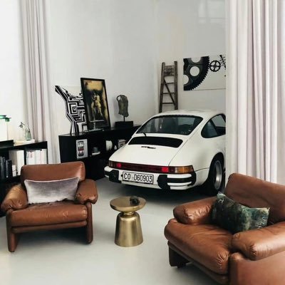 ojbk38634248's profile picture. 010地区淫妻+足控  淫妻开发中，有什么好方法请分享给我。欢迎大家意淫，私信会看的哦