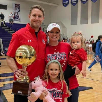 Husband...Liv’s & Rhyan’s #1 fan...Head Boys Basketball Coach at Stephenville HS...MBK