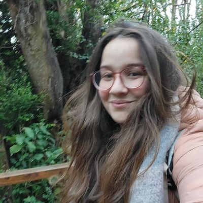 🇻🇪🇦🇷 | F1❤ | UX/UI 🚀
Tengo una tiendita virtual
🌸https://t.co/fXeP6sw3nV🌸