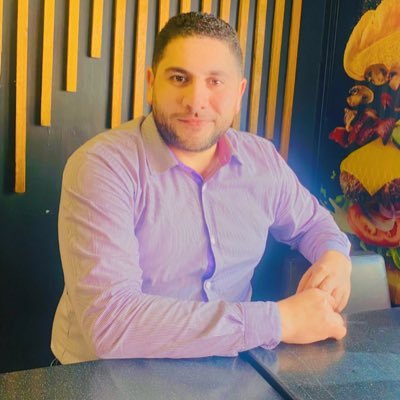 تعاملك لاينسي فلا تندم علي لحظات أسعدت بها أحد حتى وإن لم يستحق كن شيئا جميلا بحياة من يعرفك وكفى ،إن لنا رب يجازيناالإحسان إحسانا♥️
