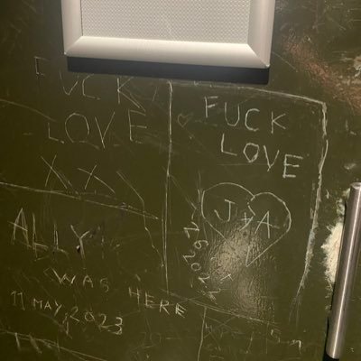 smothxr_'s profile picture. 18