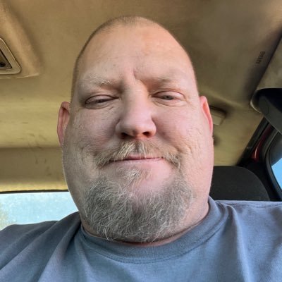 ThomasJ32451728's profile picture. Being living my life the way God leads me 💕🙏🙏🙏💕 love looking to the sky and praise him 🙏🥰💕🙏