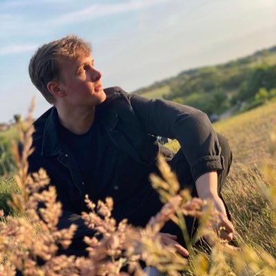 eX Garth Profile