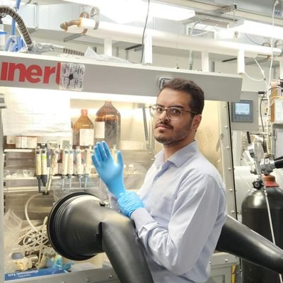 PhD student in physics at @UToledo, Researcher in Perovskite Optoelectronics and photovoltaics⚡🔆 at @ut_pvic, Melomaniac🎶, Foodie🍔, Adventurer 🚵♂️