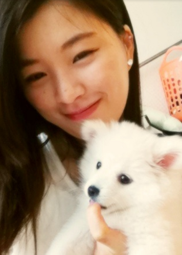사진찍는걸좋아함,잡다한일상도소중히생각함
잘부탁드려요~