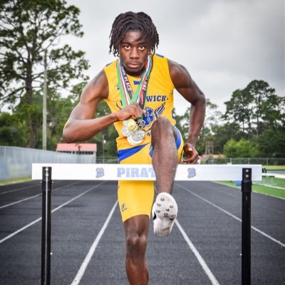 Devon12240's profile picture. Class of 2023 | Hurdler | 6’1 |