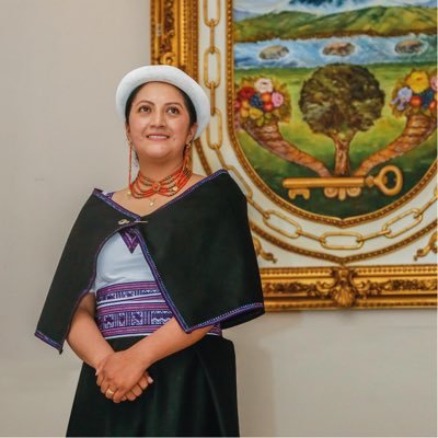 Orgullosa representante de los pueblos indígenas de Tungurahua