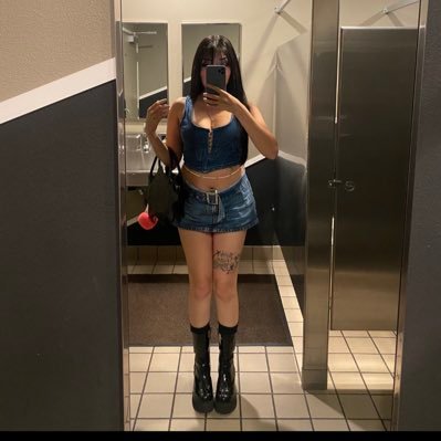 KEL3S3Y's profile picture. why did i make a twitter .-.