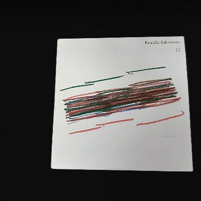 aubertazhang's profile picture. 