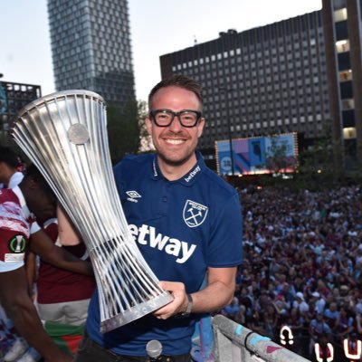 Presenter @WestHam @OhWhatATimePod @QuicklyKevin // Co-founder https://t.co/oUTzBotRPy