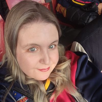 Mum of 2, slightly crazy (but who isn't)
Just a regular Aussie chick trying not to fuck up life too badly.
Adelaide Crows are my obsession ❤💛💙