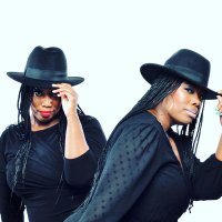 2 Sisters | Podcast & Community(@2Sisterpodcast) 's Twitter Profile Photo