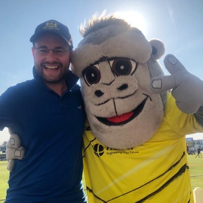 💛🖤 #GoGlos 💛🖤 Lover of sports but especially cricket! Now calling the south west home