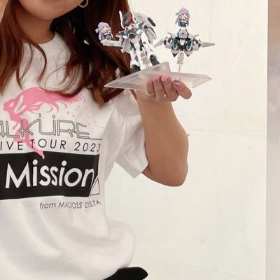ギャラクシーライブ25/7/27参戦します!!(╹◡╹) ぜひ仲良くしてくださいいい。(切実)銀河の妖精💖くもくも💜推し(無言フォローすみませんっт т)
