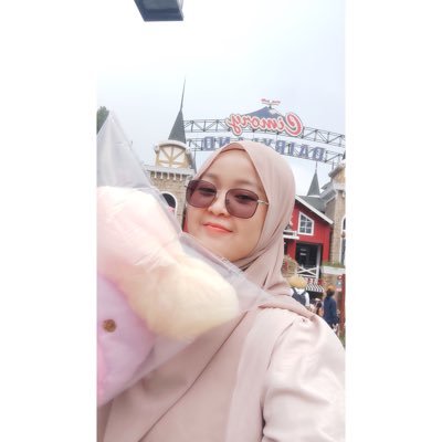 dewinrft's profile picture. Life simply, love happily❣