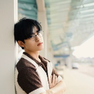 Diane_Tinnaa's profile picture. #BarcodeTin 🌻💜 |
 #Unit 🥥  |