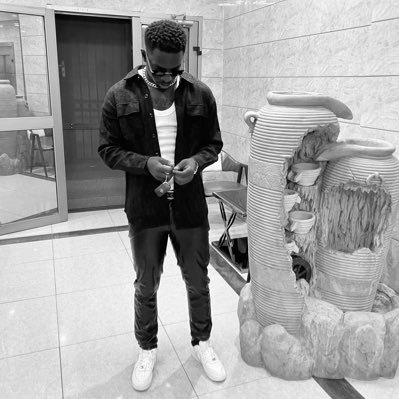 potrabor's profile picture. 💀