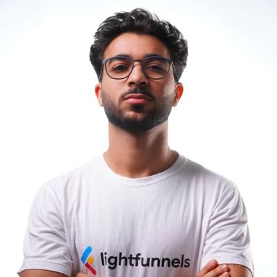🤗 I move pixels
👨‍💻 CDO at @LightFunnels and 🧙‍♂️Founder of @widgify_chat