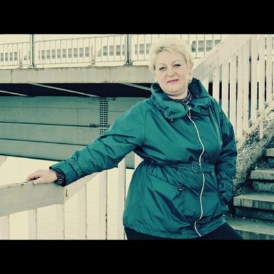 IrinaM10579's profile picture. 