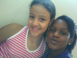 @Soolteiraa' Familiia Comiidinhaa ϟ
 Soou livre pra dizeer TCHAU praa vooc !☯